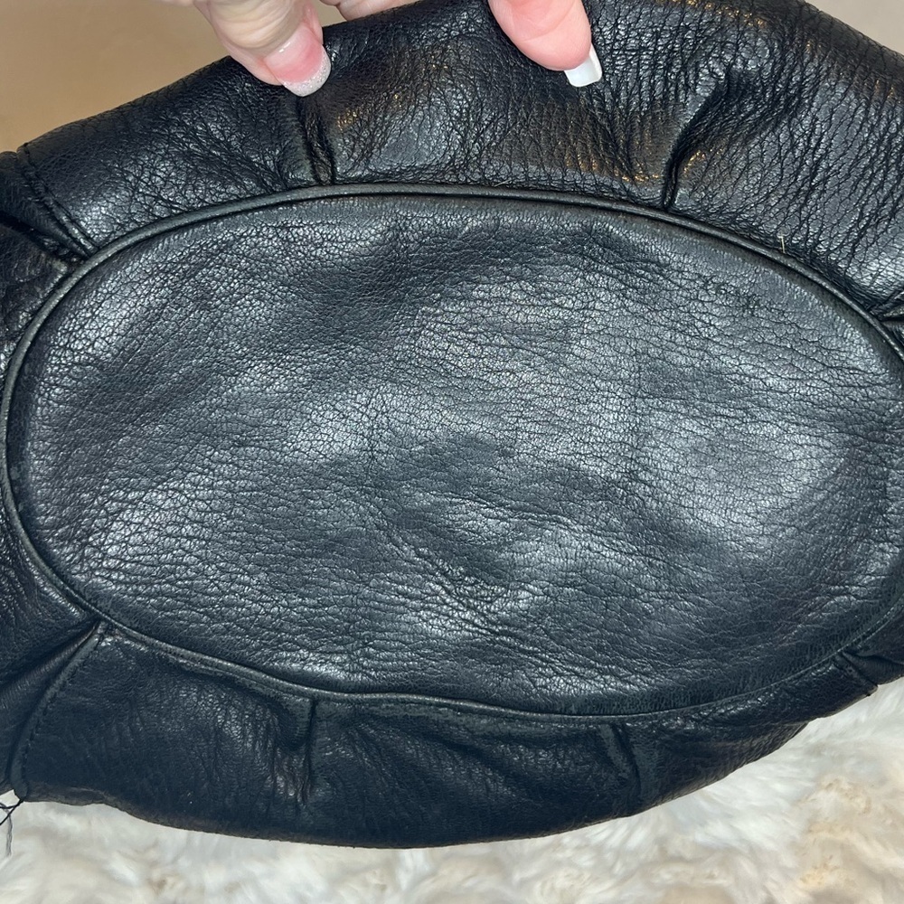 MICHAEL KORS BLACK ROSLYN LEATHER
SHOULDER BAG “THE ROSLYN” - Picture 16 of 16